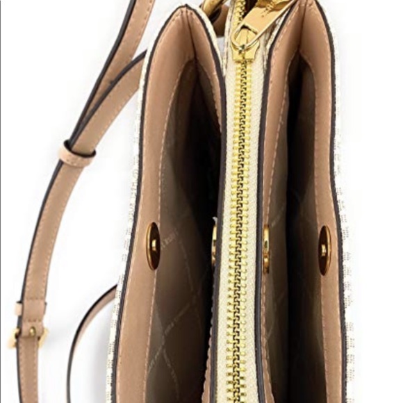 BUNDLE💕Michael Kors Crossbody & Wallet SET - Picture 7 of 7